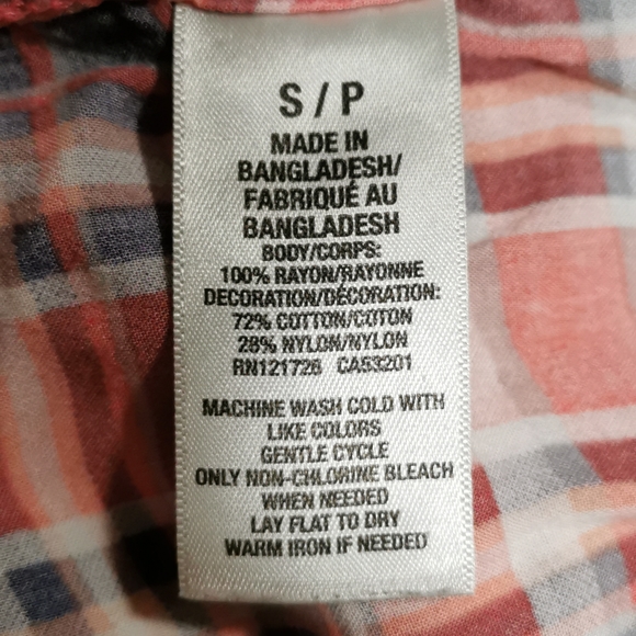 Aeropostale 100% Rayon Plaid Button Up Shirt with Lace Yoke, Size Small - Picture 4 of 5